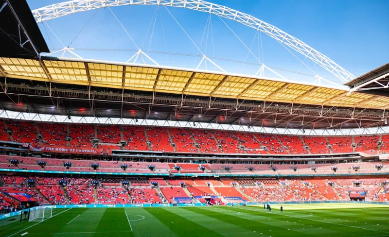 Englands herrlandslag mötte Italiens herrlandslag